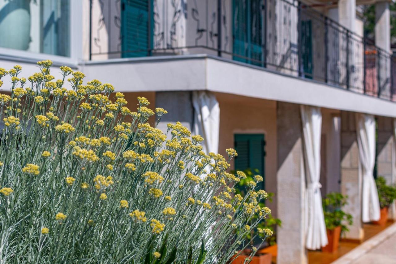 Apartments By The Sea Medveja, Opatija - 7720 로브란 외부 사진