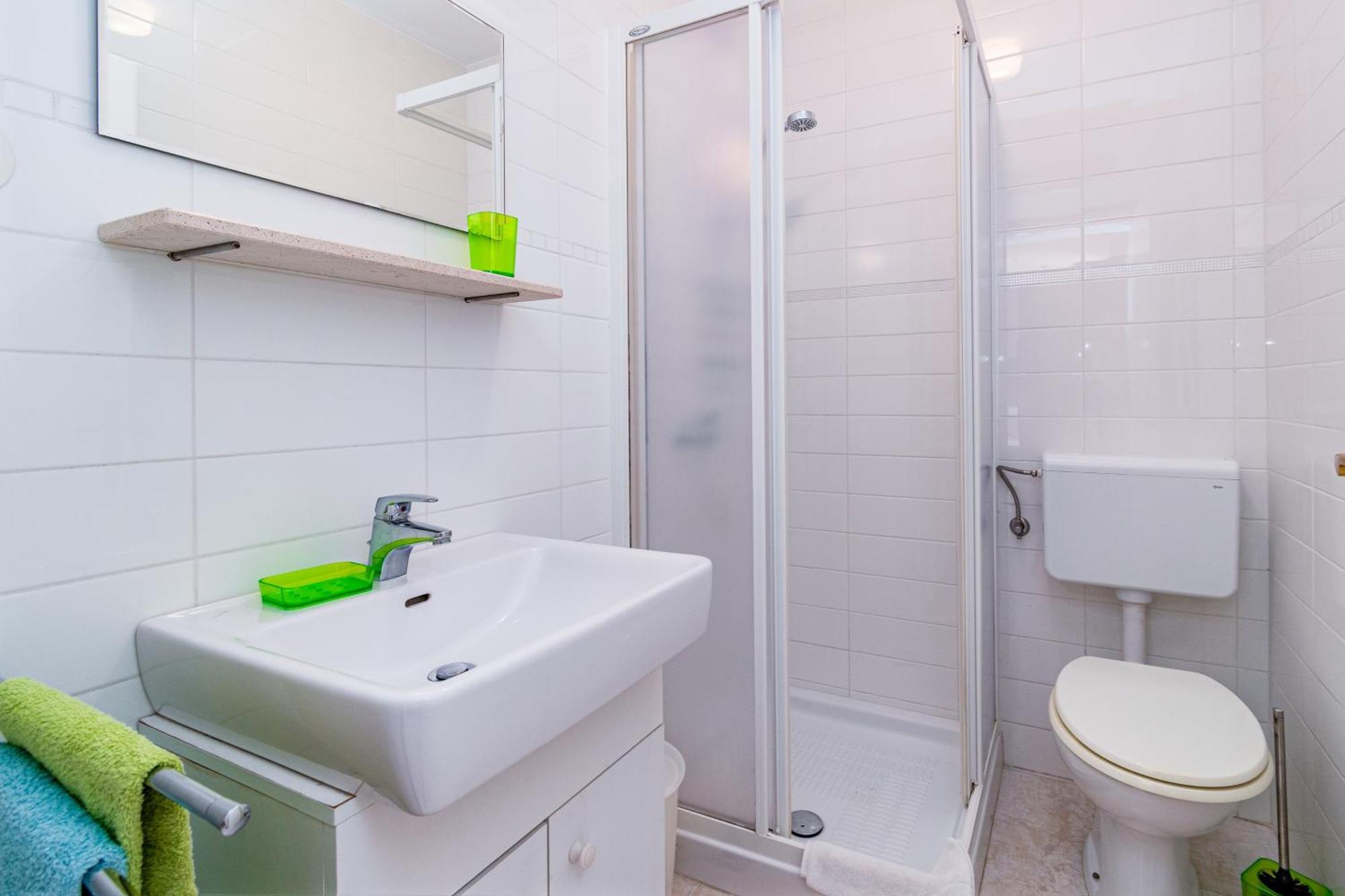 Apartments By The Sea Medveja, Opatija - 7720 로브란 외부 사진