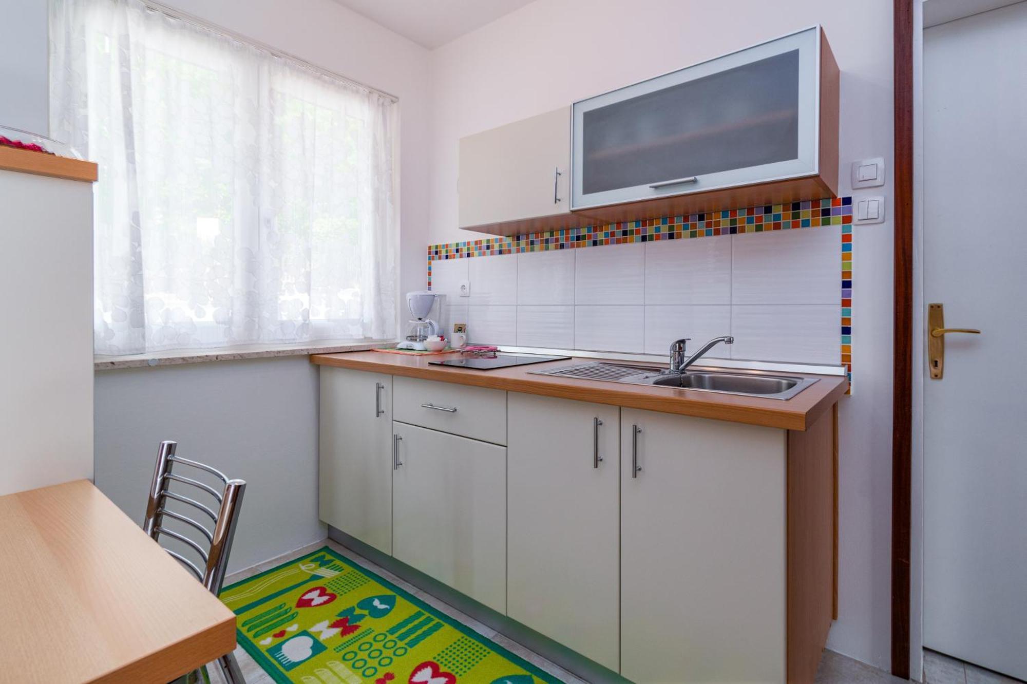 Apartments By The Sea Medveja, Opatija - 7720 로브란 외부 사진