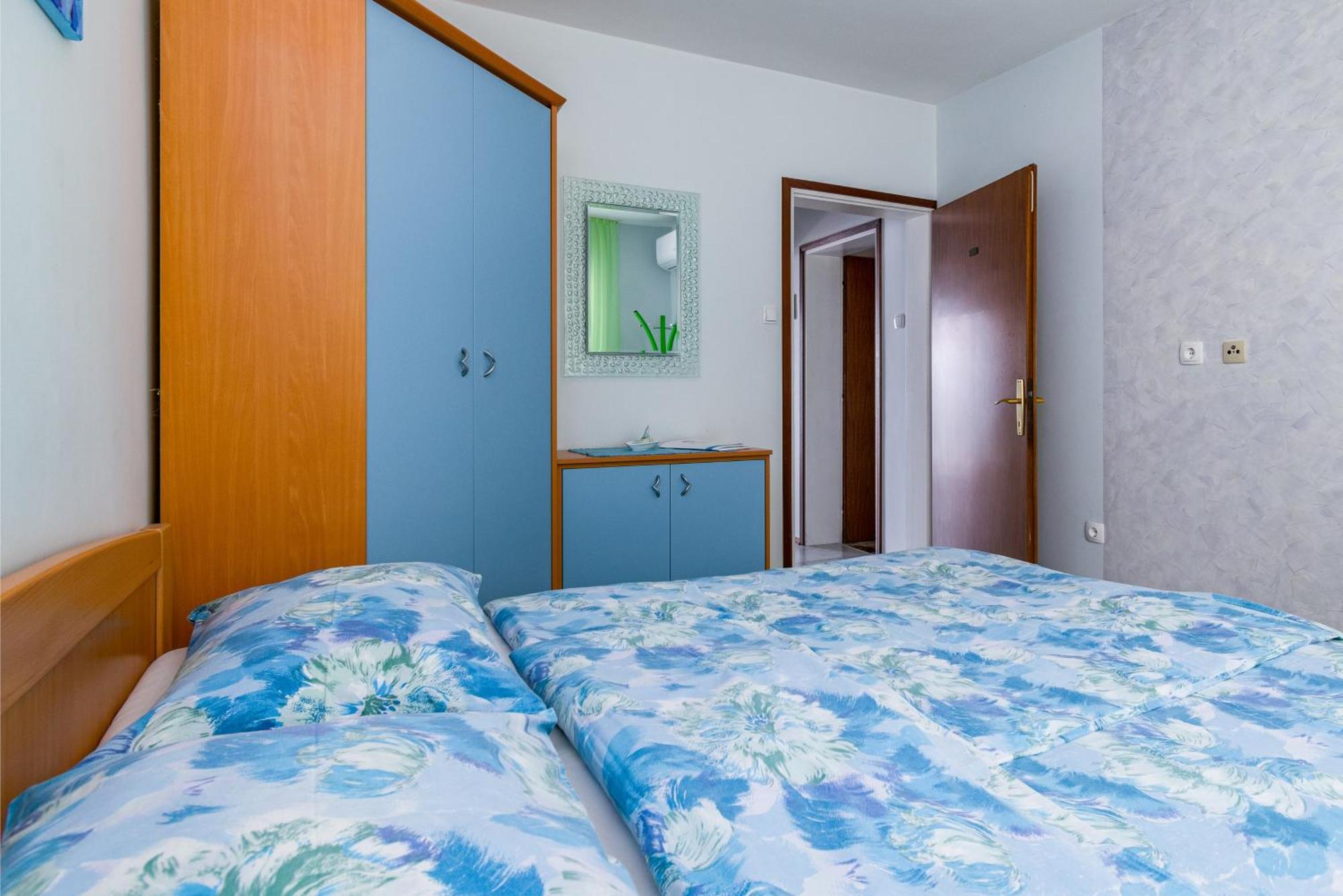 Apartments By The Sea Medveja, Opatija - 7720 로브란 객실 사진