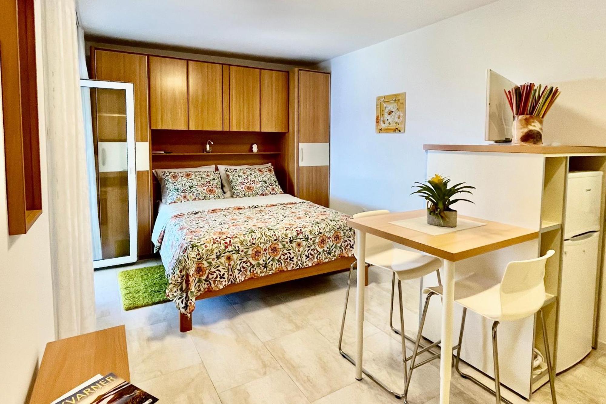 Apartments By The Sea Medveja, Opatija - 7720 로브란 외부 사진