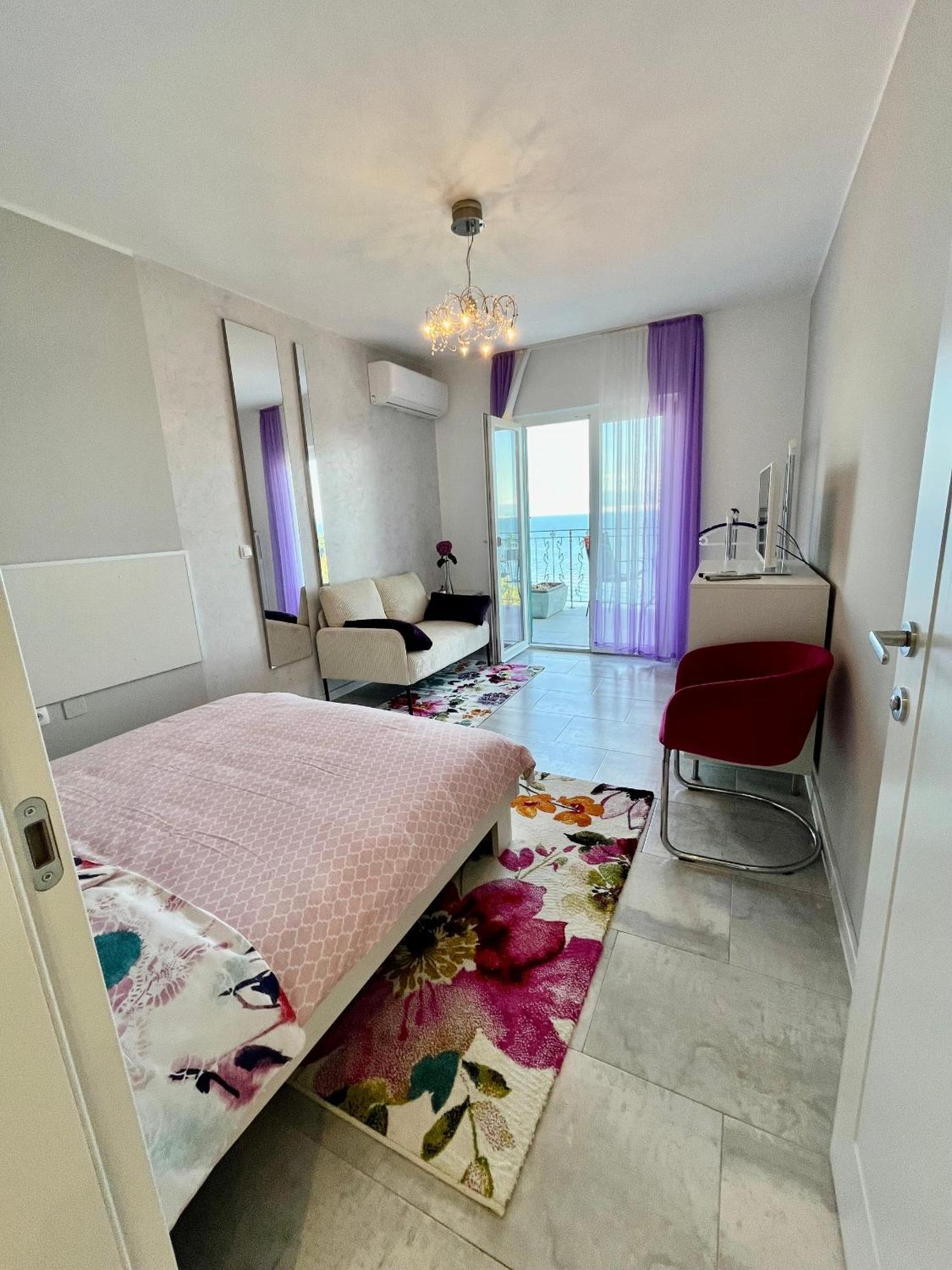 Apartments By The Sea Medveja, Opatija - 7720 로브란 외부 사진