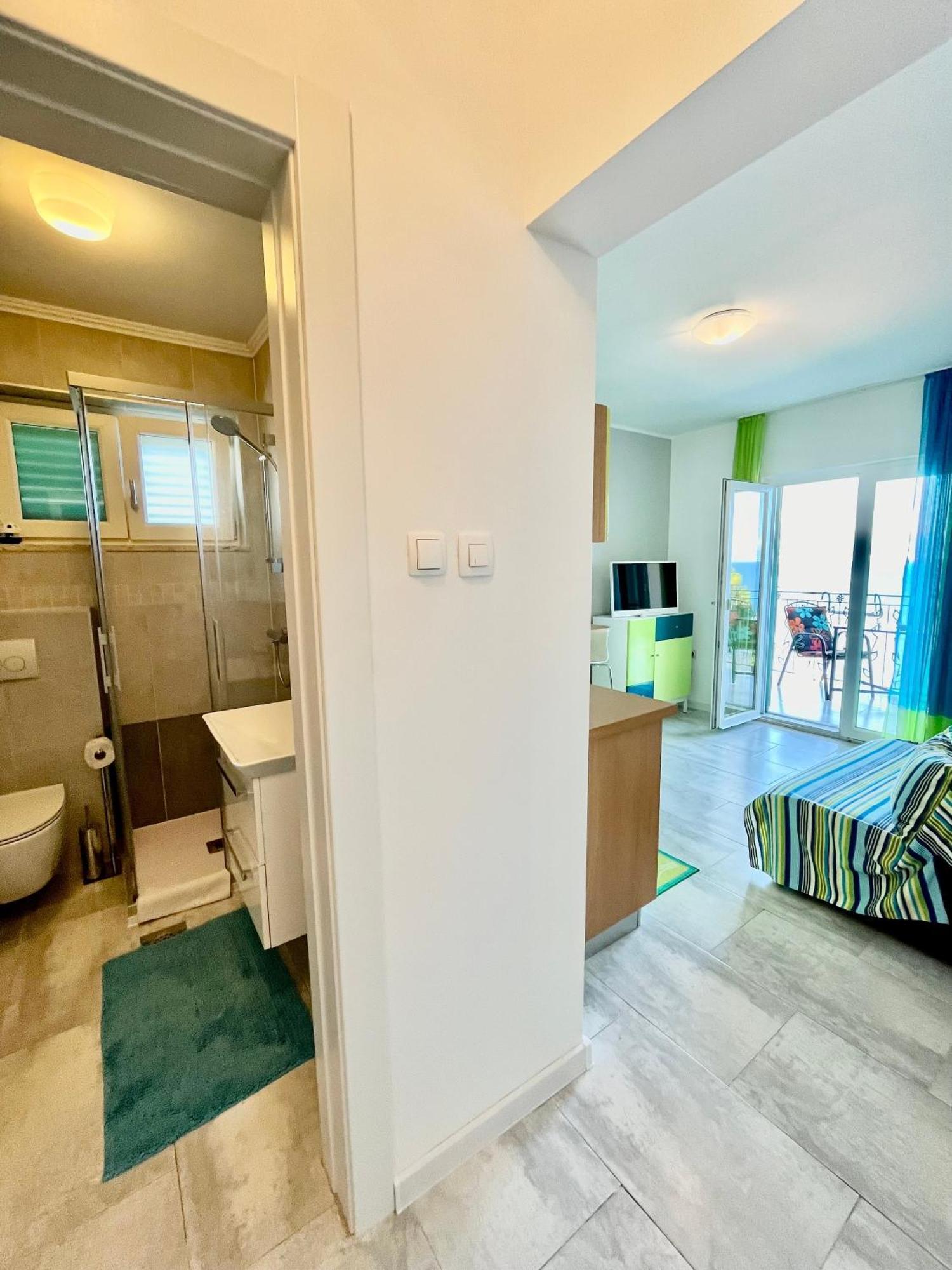 Apartments By The Sea Medveja, Opatija - 7720 로브란 외부 사진